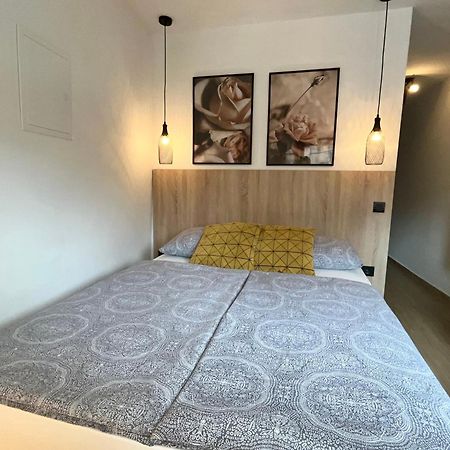 Apartmani Audacia Crikvenica Exteriör bild