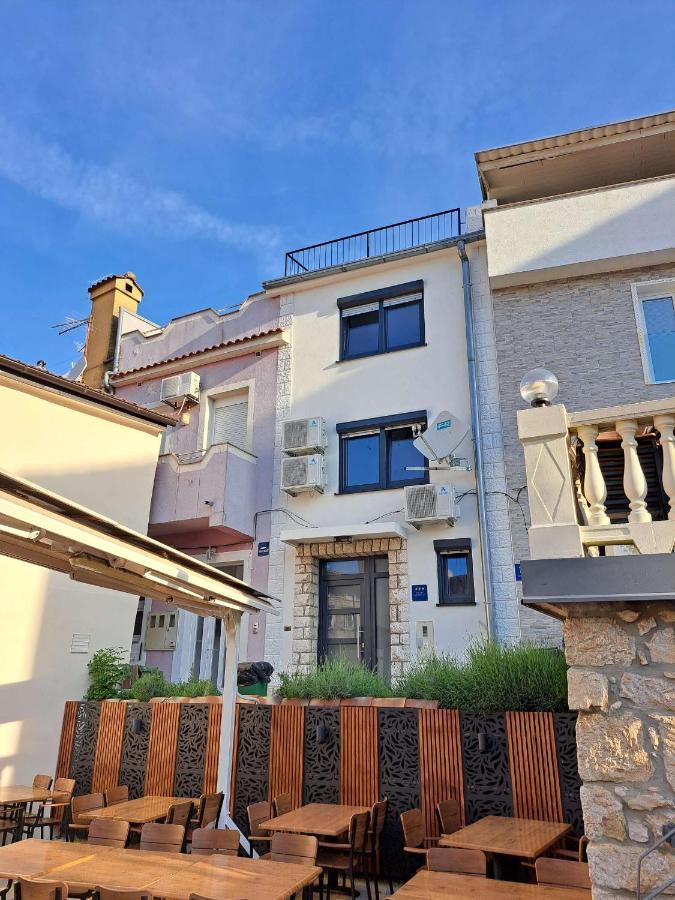 Apartmani Audacia Crikvenica Exteriör bild